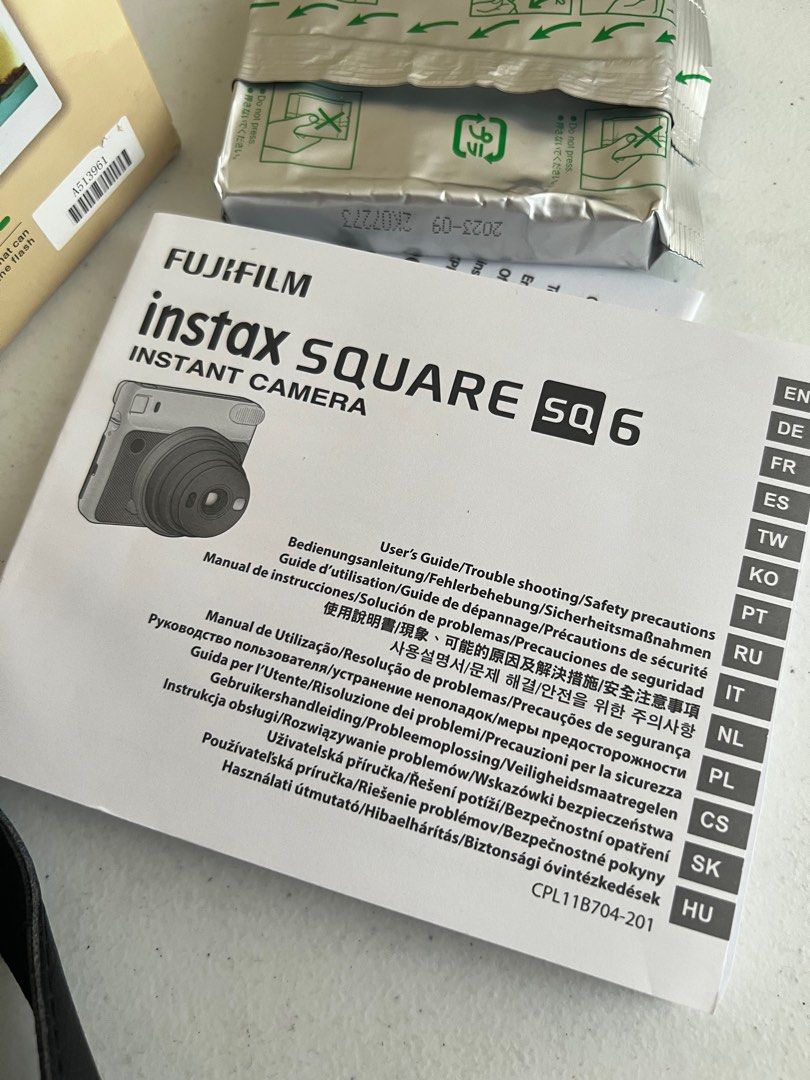 instax square box