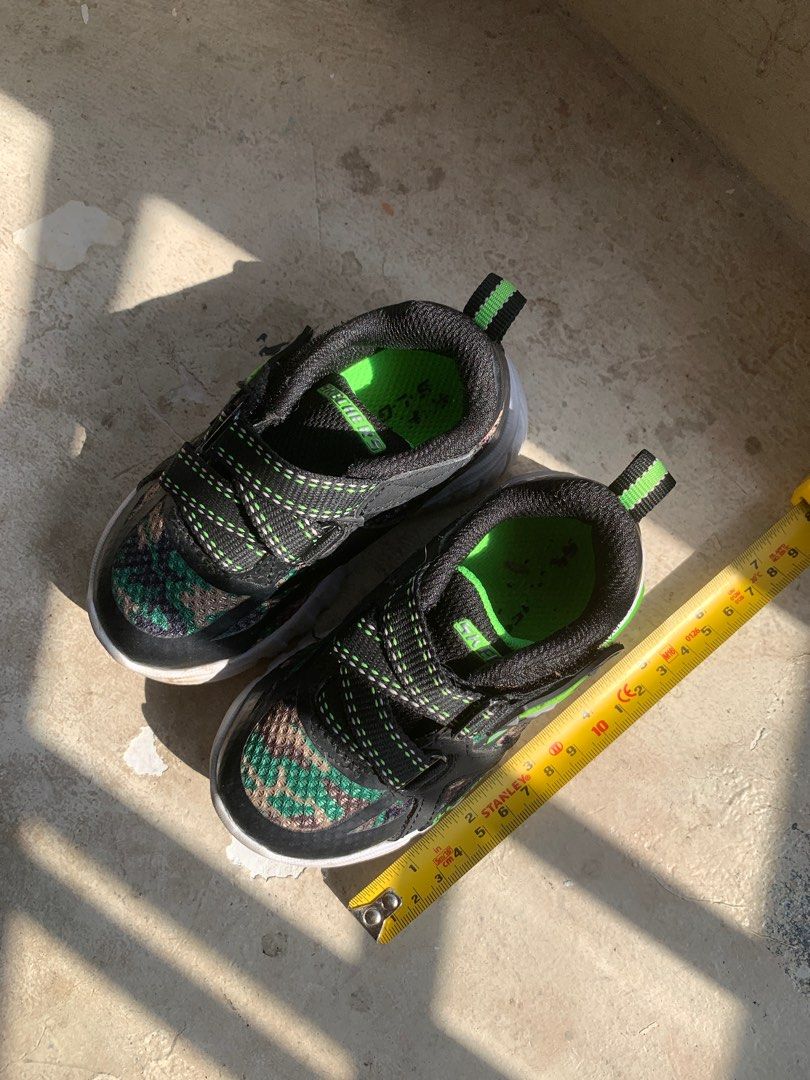 7 1/2 skechers new arrivals