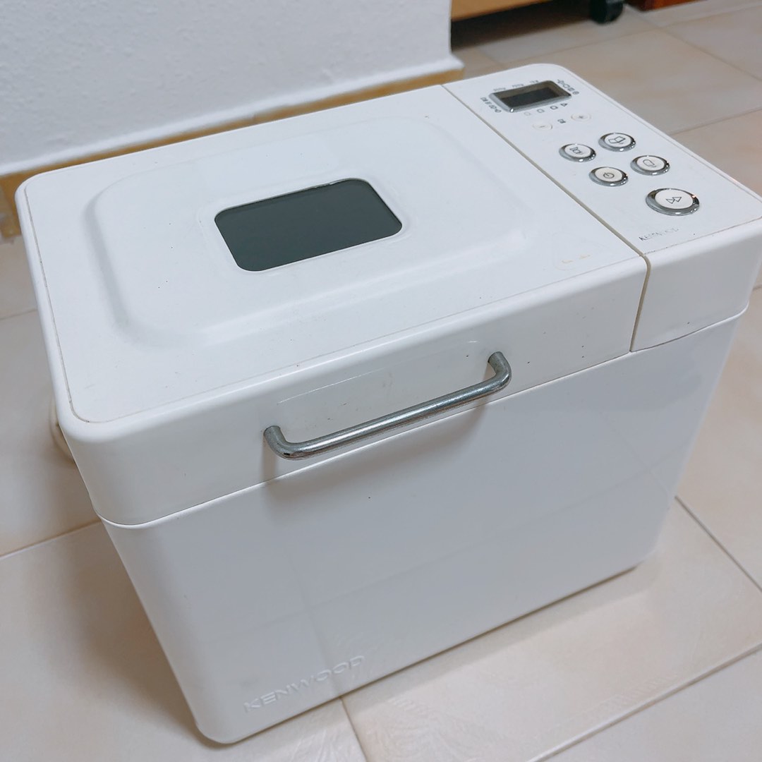 Kenwood bread maker, TV & Home Appliances, Kitchen Appliances