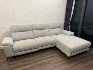 Kinsen Sofa (Electronic Reclining on right, L on left)