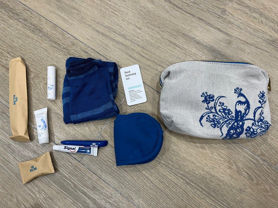KLM x Rituals Toiletry Bag Set, Hobbies & Toys, Travel, Travel