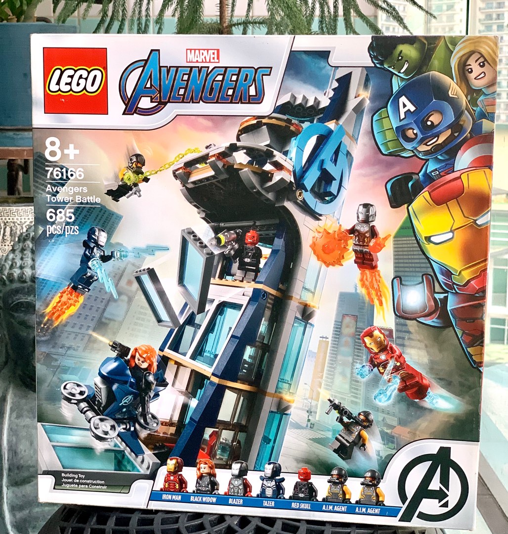76166 avengers tower battle store