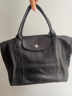 FINAL REDUCTION: Longchamp Le Pliage Néo Small Bucket Bag, Women's Fashion,  Bags & Wallets, Cross-body Bags on Carousell