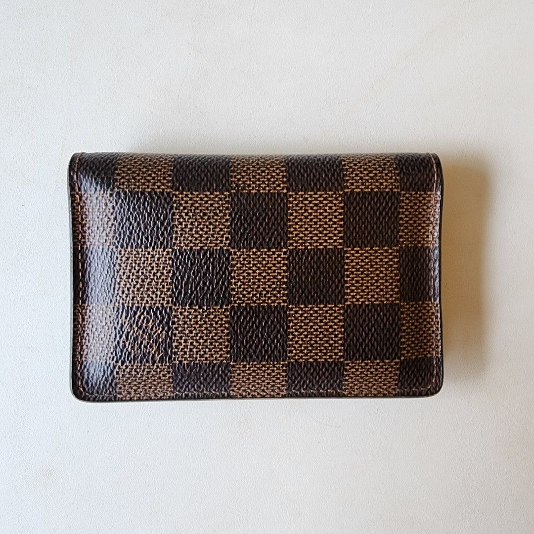 Authentic Louis Vuitton Monogram LV Men's Bifold Wallet, Luxury, Bags &  Wallets on Carousell