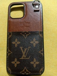 Louis Vuitton iPhone 13 / 13 pro / 12 /12 mini case white LV iPhone 12 pro  max case glass surface monogram case