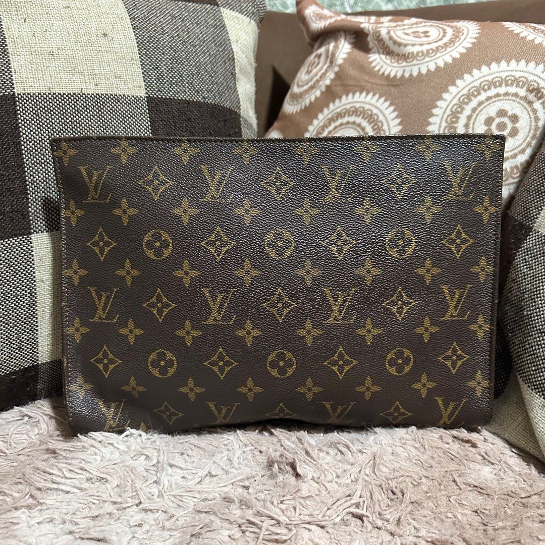 FonjepShops | Second Hand Louis Vuitton Bumbag Bags | Brown Checked Clutch  Bag With Simple Chain