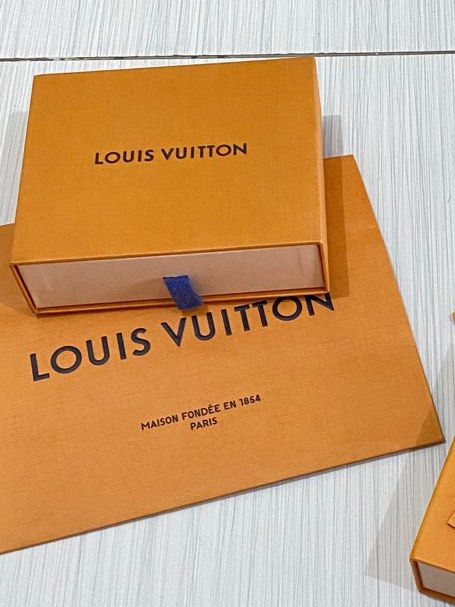 LV paperbags and boxes (Category: Luxury Bags & Wallets) located in Rizal. Submitted by brandedclosetsale (Listing ID 1247955724, Image 3). Description: Authentic Louis Vuitton paperbags and boxes Some has flaws. Pls message for more photos Price available upon PM.