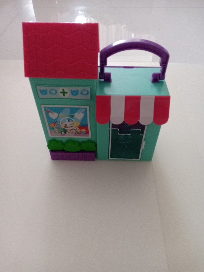 Peppa pig shop little doll hospital
