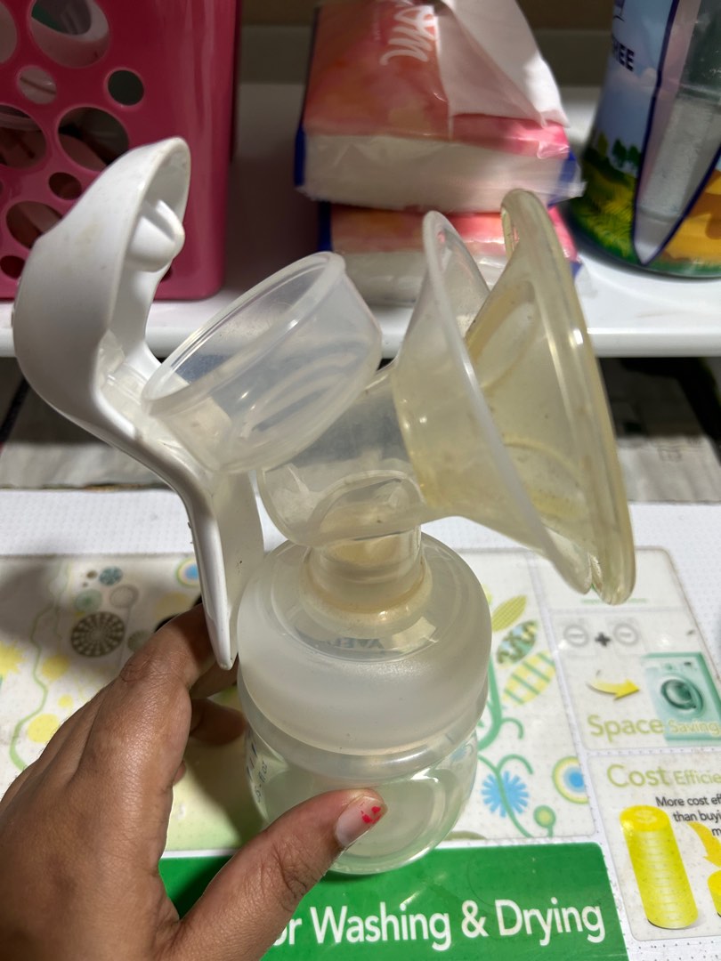 Cost of outlet manual breast pump