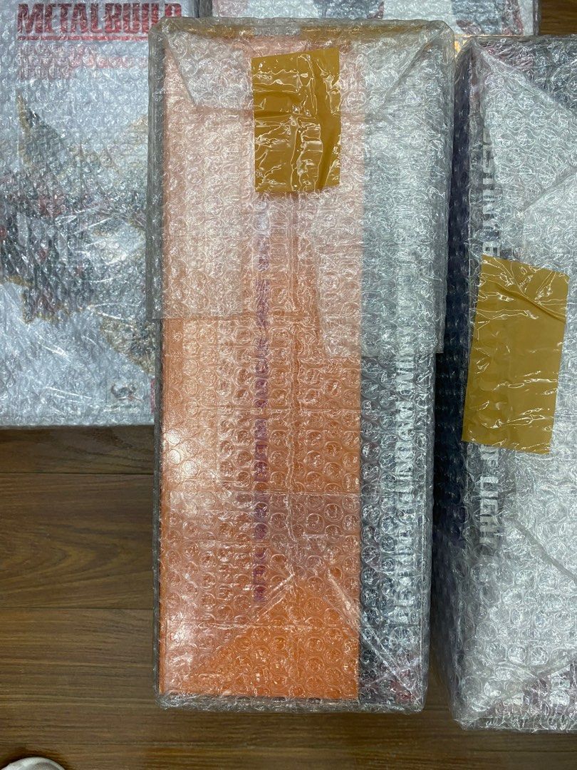 Metal Build Seed (Category: Gundam & Model Kits) located in Taguig. Submitted by krld2 (Listing ID 1248757011, Image 2). Description: Please see the price and item condition below: PM to offer - 150 Gerbera Straight [Power] Option Set - (Opened, back of the box have a big dent) Selling as set only (25k) - Metal Build Destiny Gundam “Wing of Light” Option Set - (New) - Metal Build Destiny Gundam (Heine Westenfluss Custom) - (Opened) Selling as set