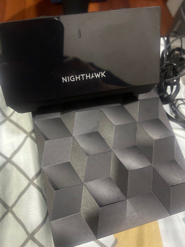 Netgear Nighthawk Mesh Wifi 6 Router MR60 + Mesh Wifi 6 Satellite