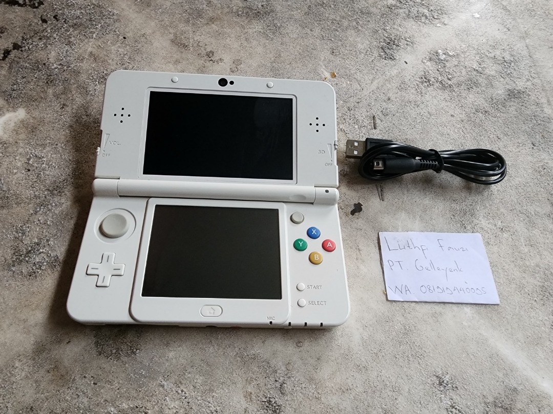 New Nintendo 3DS not XL White CFW Luma 64GB 04 on Carousell