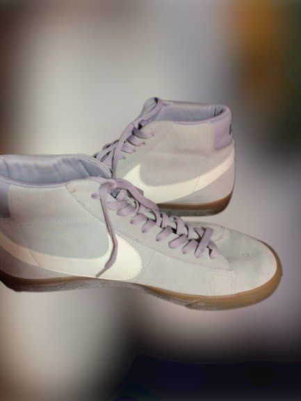 Nike blazer store mid gum sole