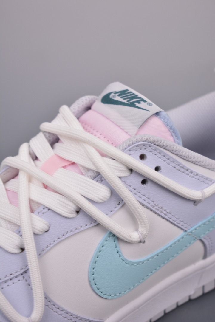 Nike 72 online pink and blue
