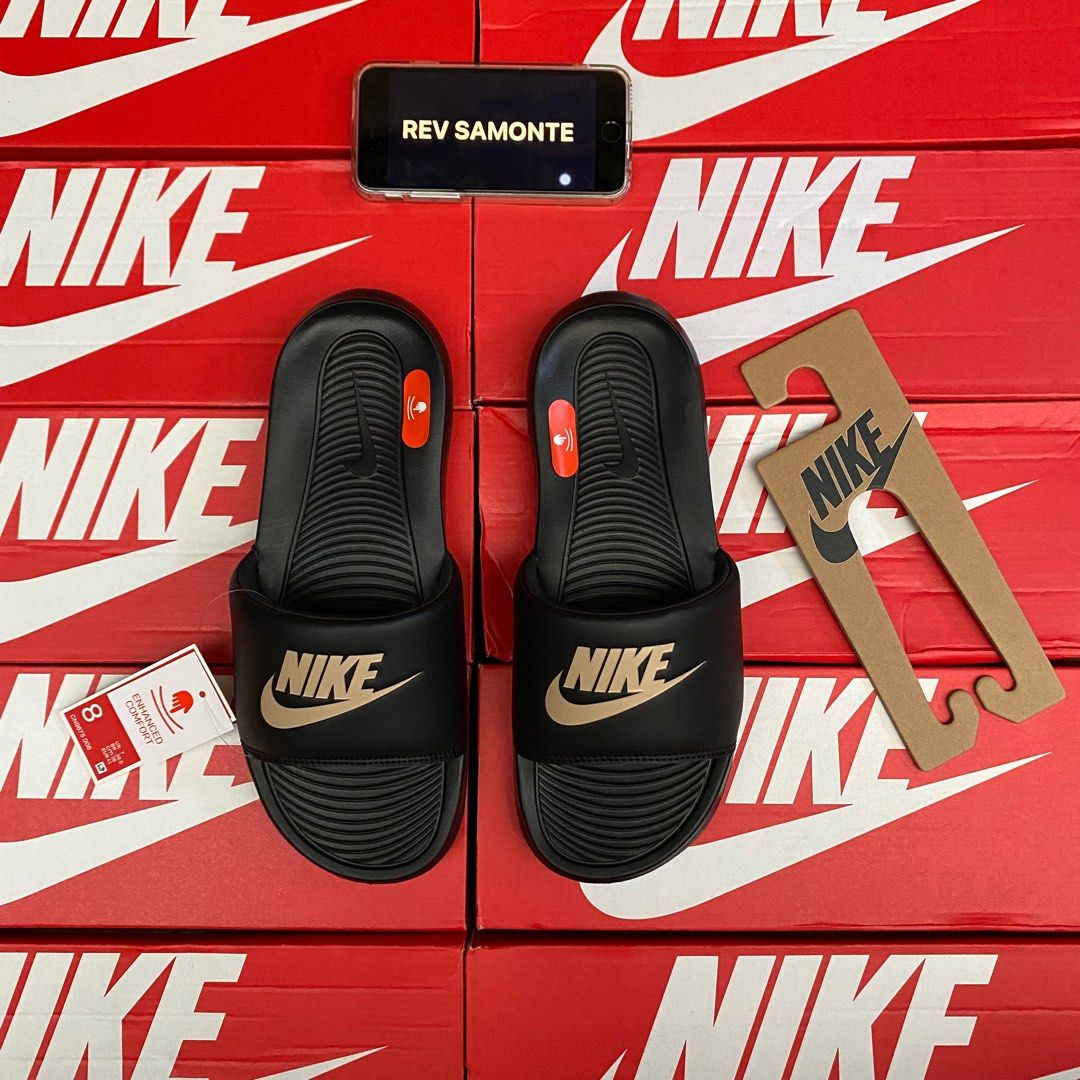 Nike Victory One Slides Black Gold
