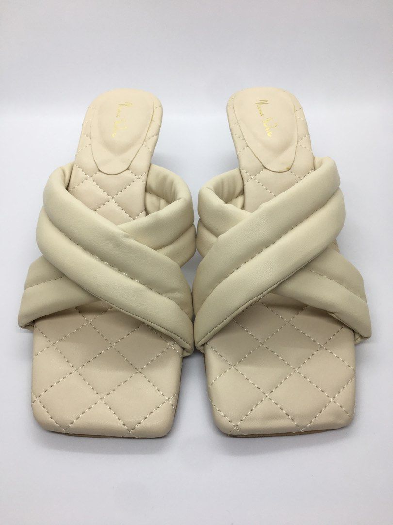 Nine West Cream Color Kitten Heels on Carousell