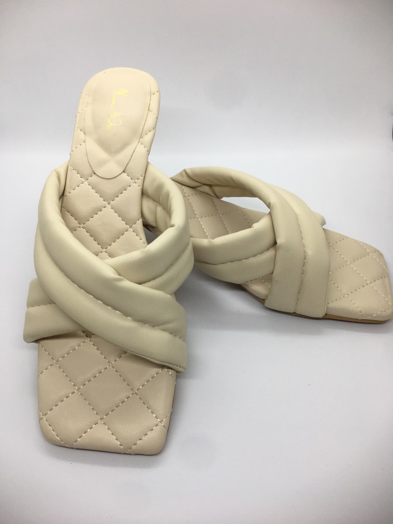 Nine West Cream Color Kitten Heels on Carousell