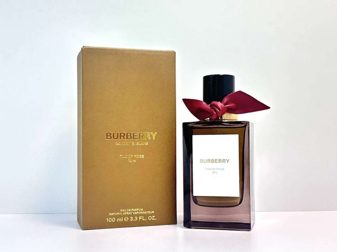 Burberry Signatures Tudor Rose Eau de Parfum 100ml