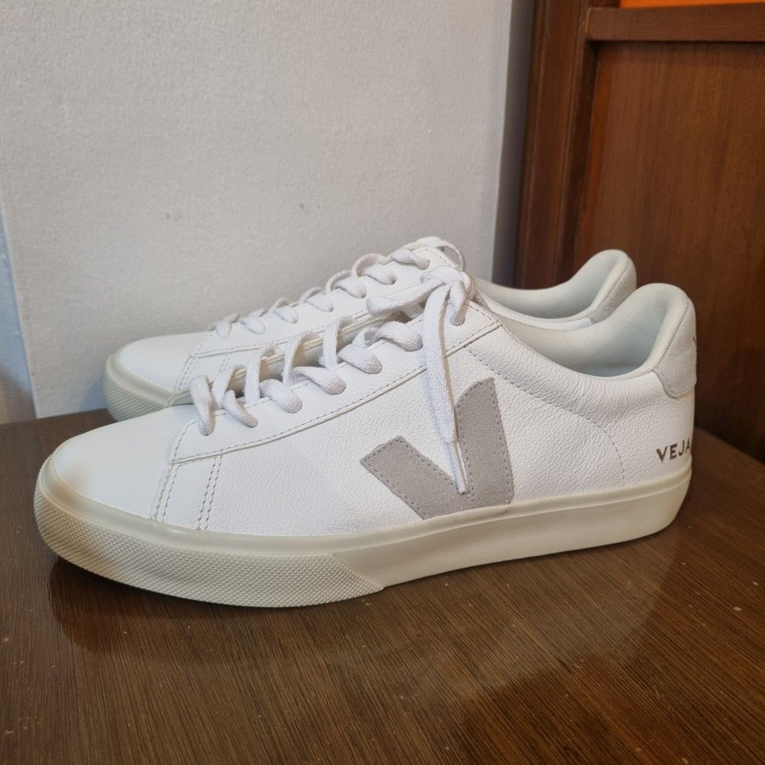 Used veja sneakers shop