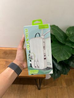 Original Bavin Powerbank Brand New 10,000 MAH with wallcharger and multiple cables
