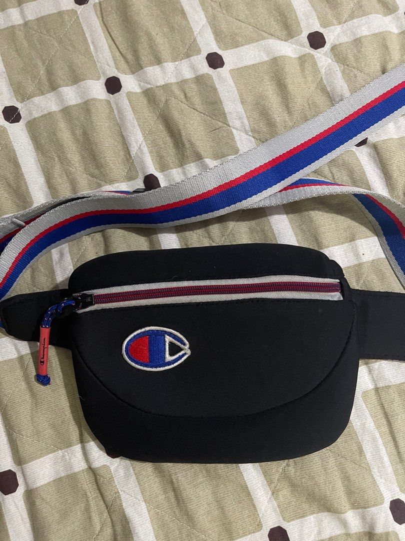 Champion attribute sling hotsell bag