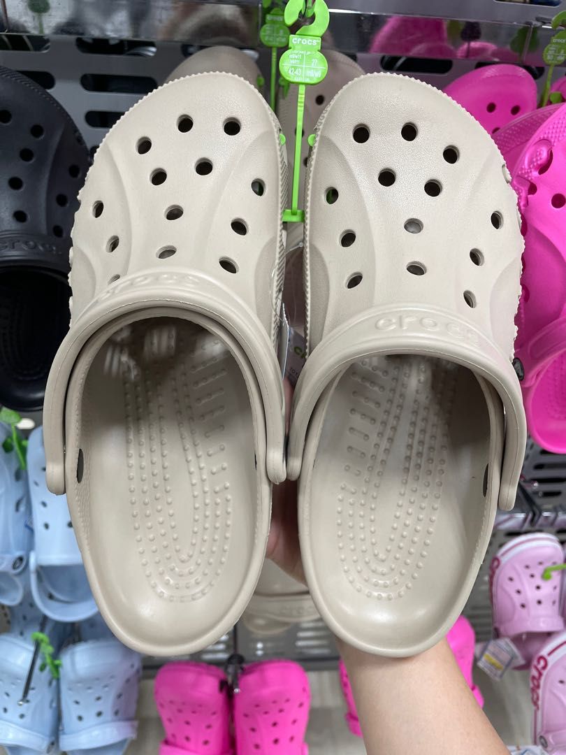 Mens pink crocs outlet size 13