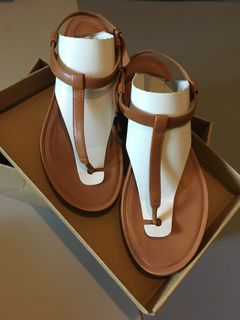 Original FitFlop Tia Toe Thong Leather Sandals Caramel US 8