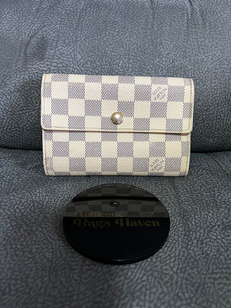 AUTHENTIC LOUIS VUITTON Alexandra Wallet, Luxury, Bags & Wallets on  Carousell