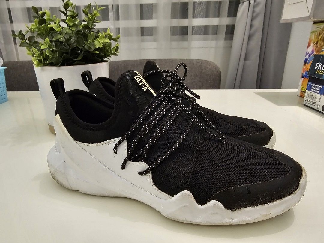 Skechers best sale shoes dlta