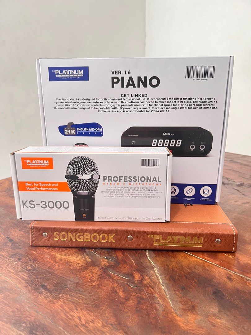 Platinum Piano V1.6 Karaoke Player, KS-3000 Microphone, and