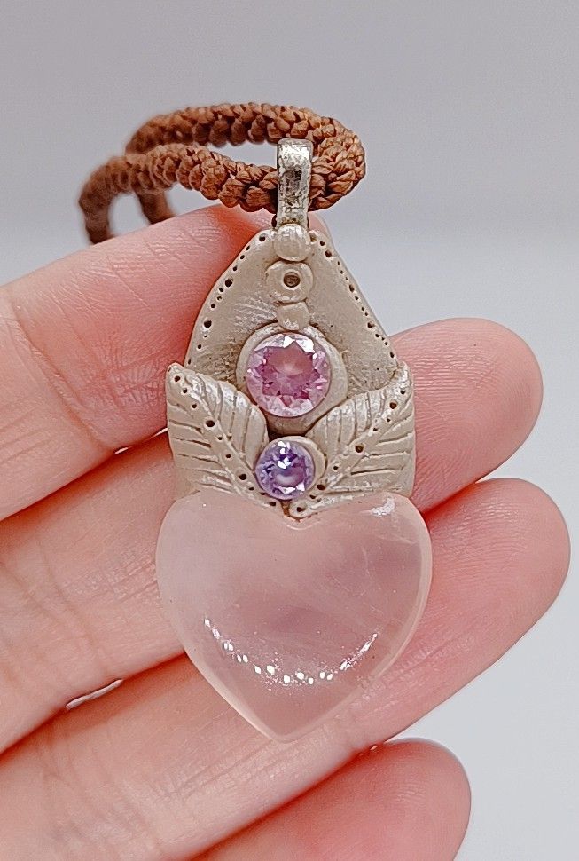 Quartz top heart pendant