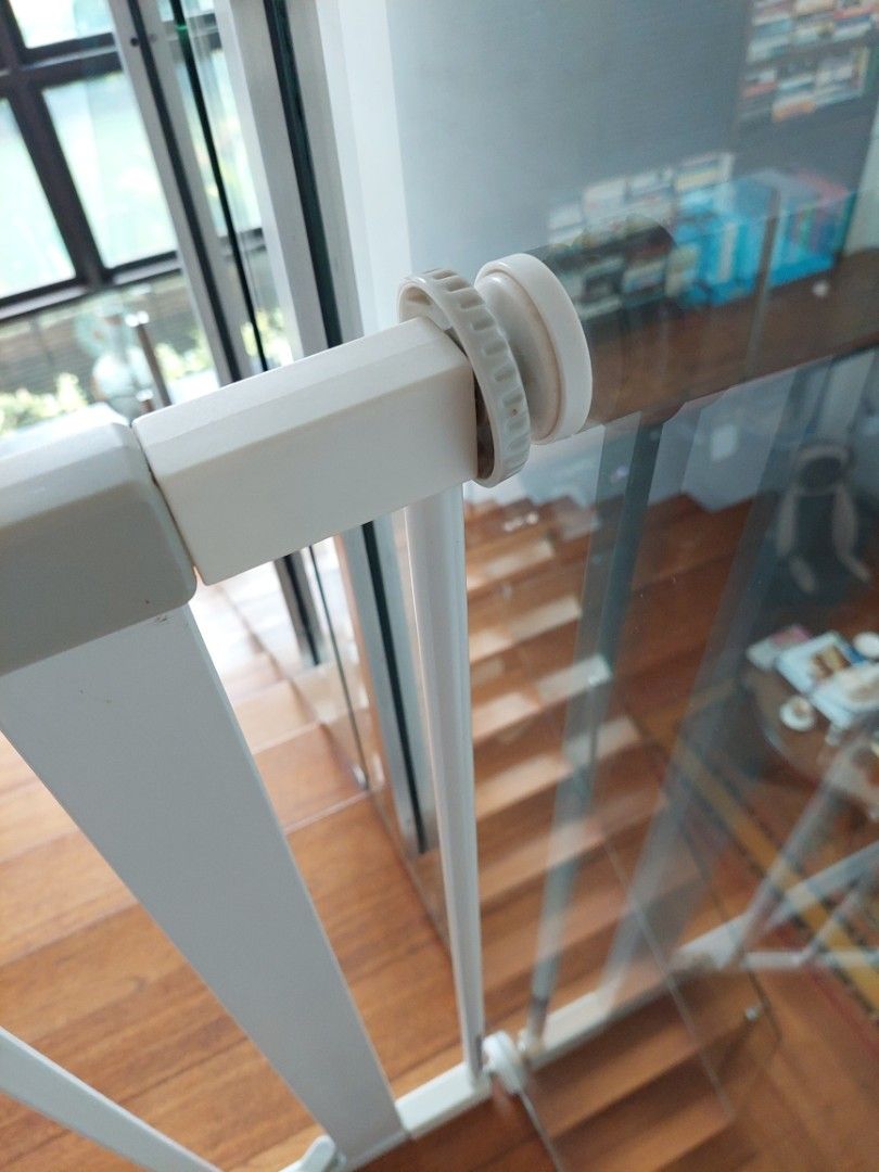 Safety First Baby U pressure Gate and Extensions, Babies & Kids, Baby