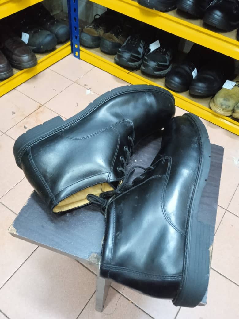 SAFETY SHOE STEEL TOE, Men's Fashion, Footwear, Casual shoes on Carousell