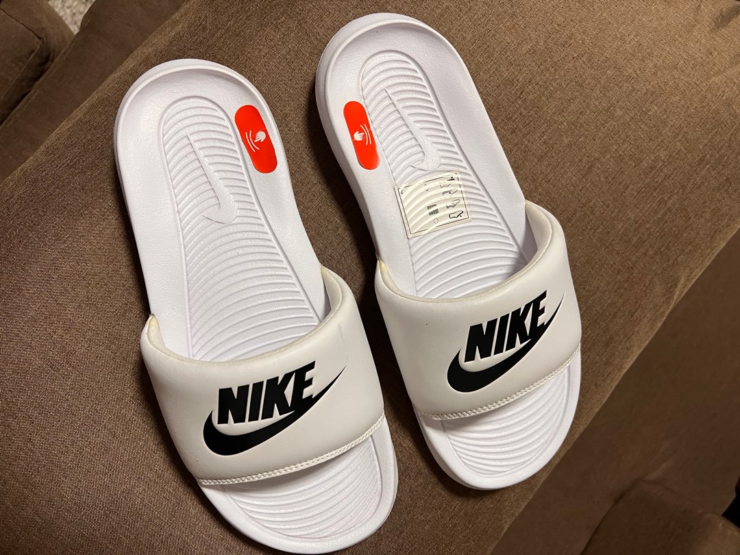 Sale nike hotsell slides