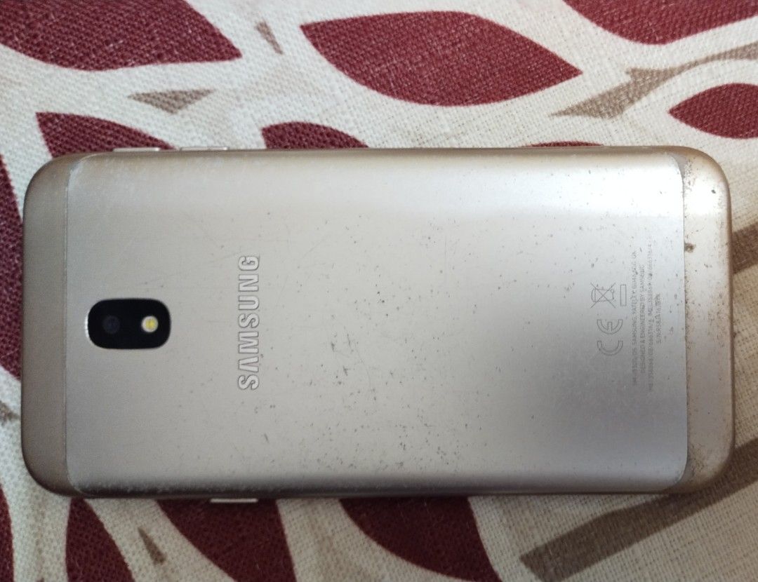 J3 pro silver top