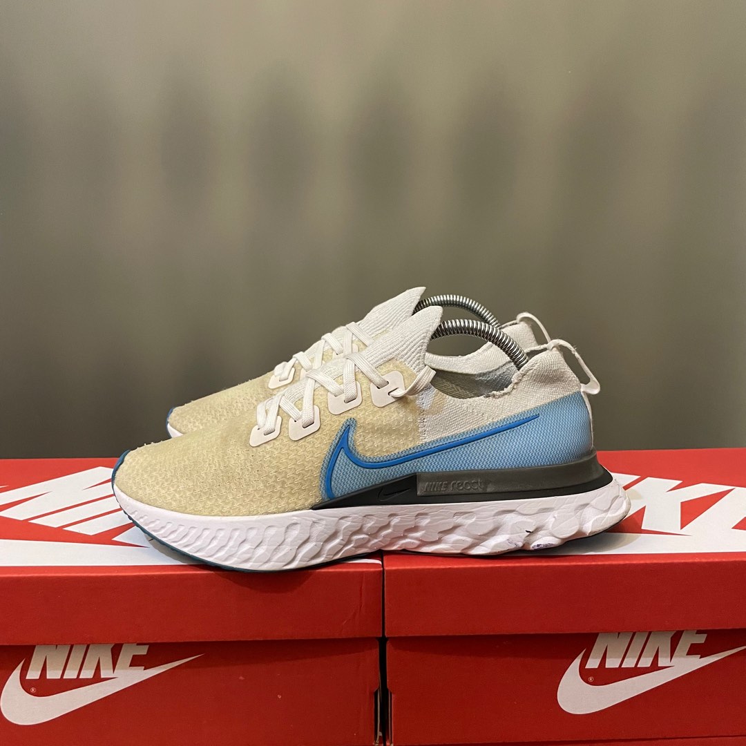 Sepatu Nike React Infinity Run Flyknit, Fesyen Pria, Sepatu , Sneakers di  Carousell