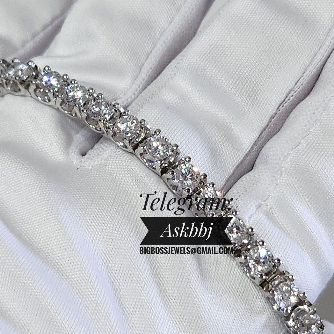 Simple Classic Sparkly White Gold Silver or Rose Gold Cubic