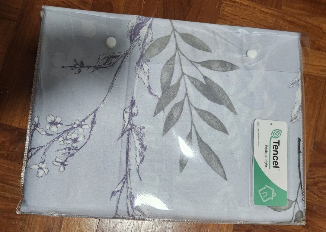 Sintex Queen Size Bedsheet (2000 TC), Furniture & Home Living, Bedding