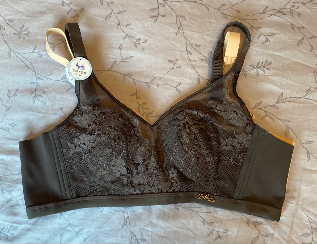 Bras, Women's Fashion, Tops, Other Tops on Carousell