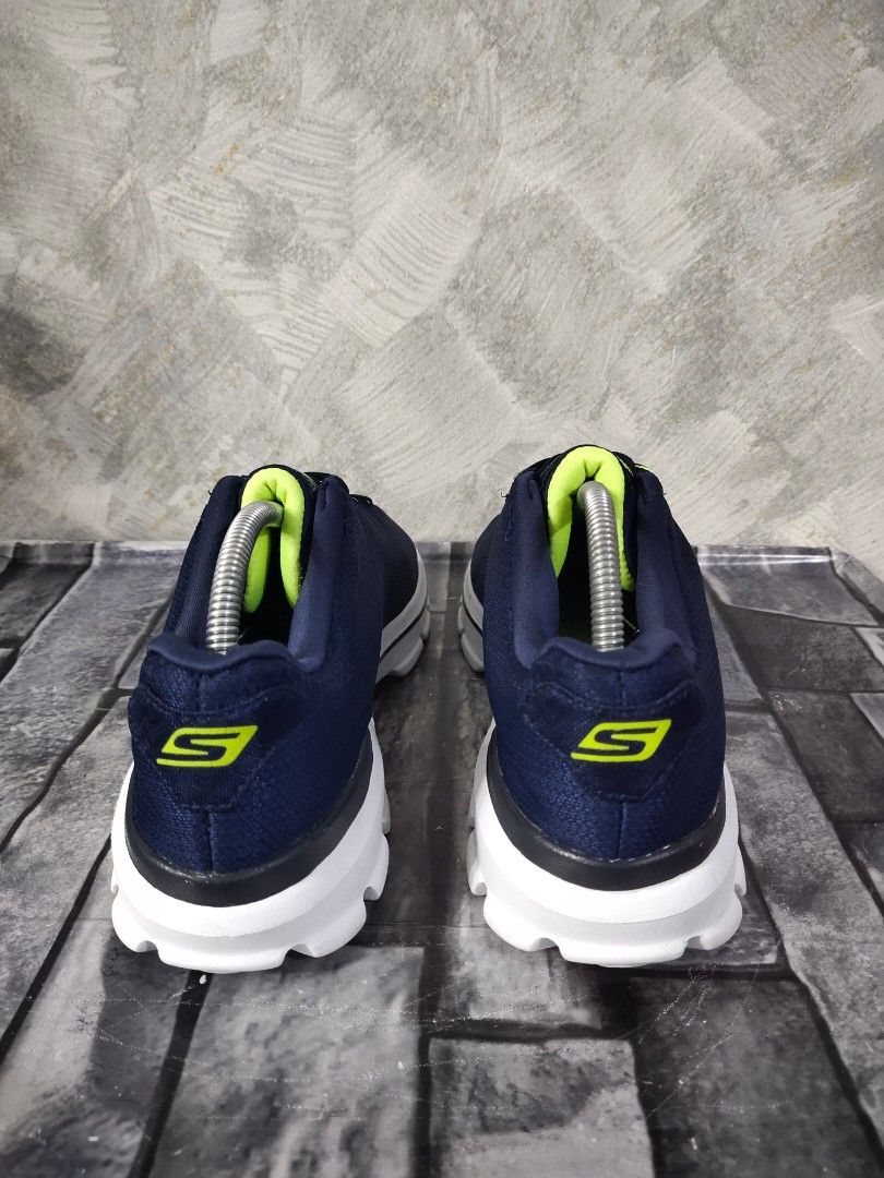 Skechers go walk surge mens 2025