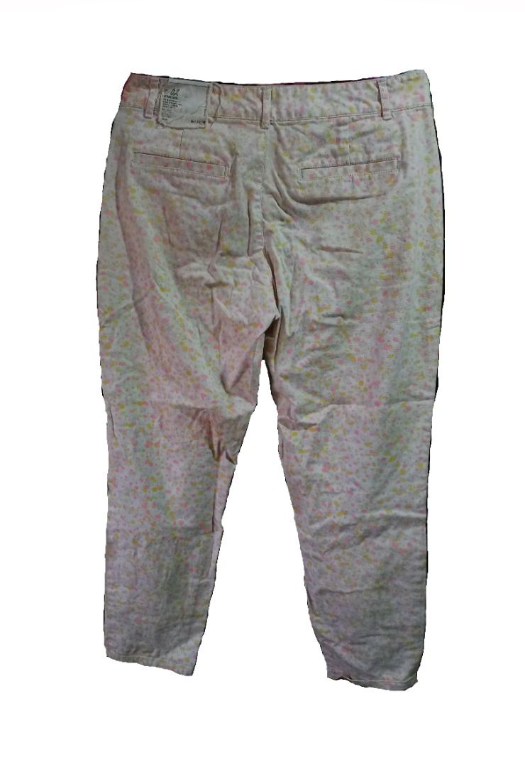 Skinny Mini Khakis by GAP Casual Jeans Women s Fashion Bottoms