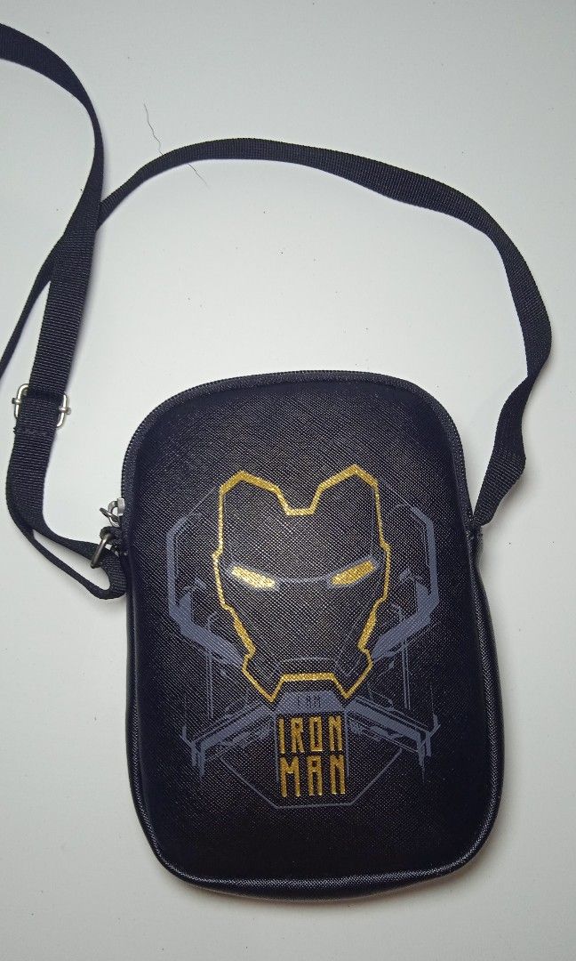 Iron man on sale sling bag