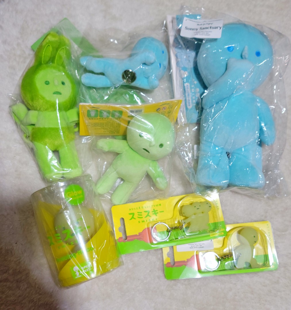 Smiski Keychain, Hobbies & Toys, Toys & Games on Carousell