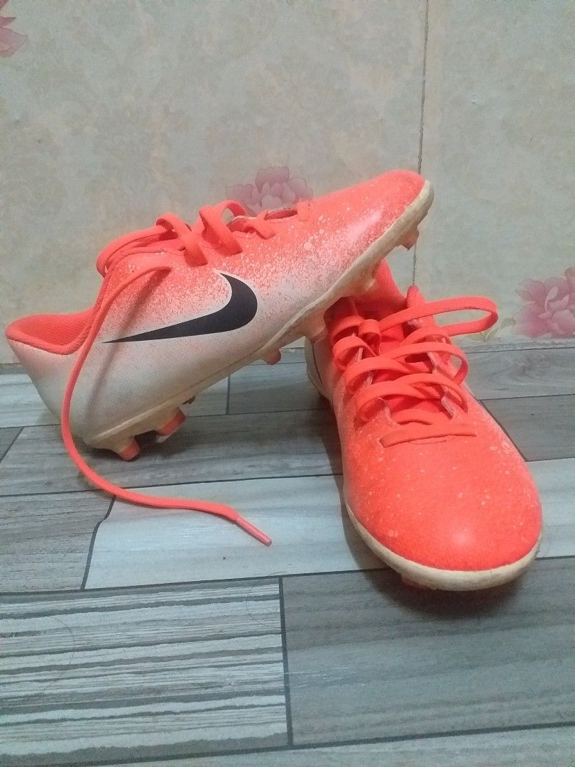 Nike junior size best sale 5