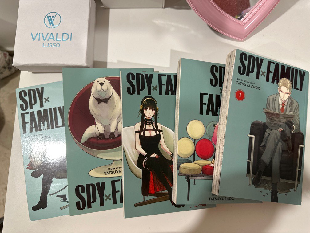 Spy x Family Mangas Vol 1-7, Hobbies & Toys, Books & Magazines, Comics