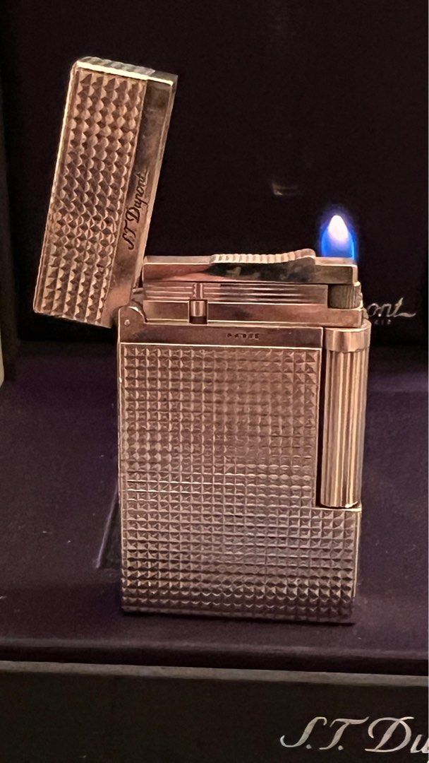 S.T. Dupont lighter, 名牌, 飾物及配件 Carousell