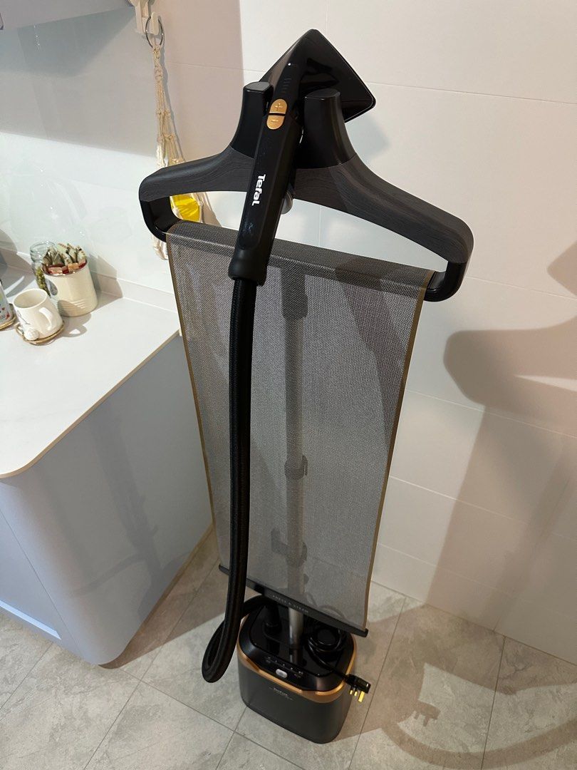 Tefal Garment Steamer IT8460 *Excellent Condition, TV & Home Appliances