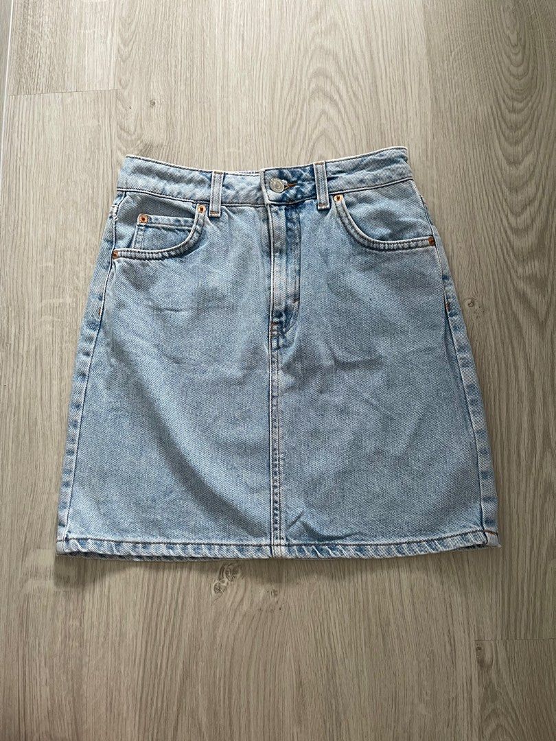 topshop moto denim skirt, Women's Fashion, Bottoms, Skirts on