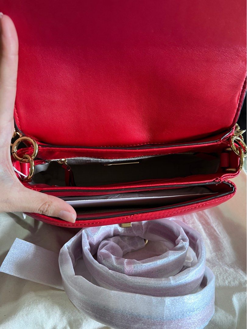 Tory Burch Kira Chevron TopHandle Satchel, Women's Fashion, Bags