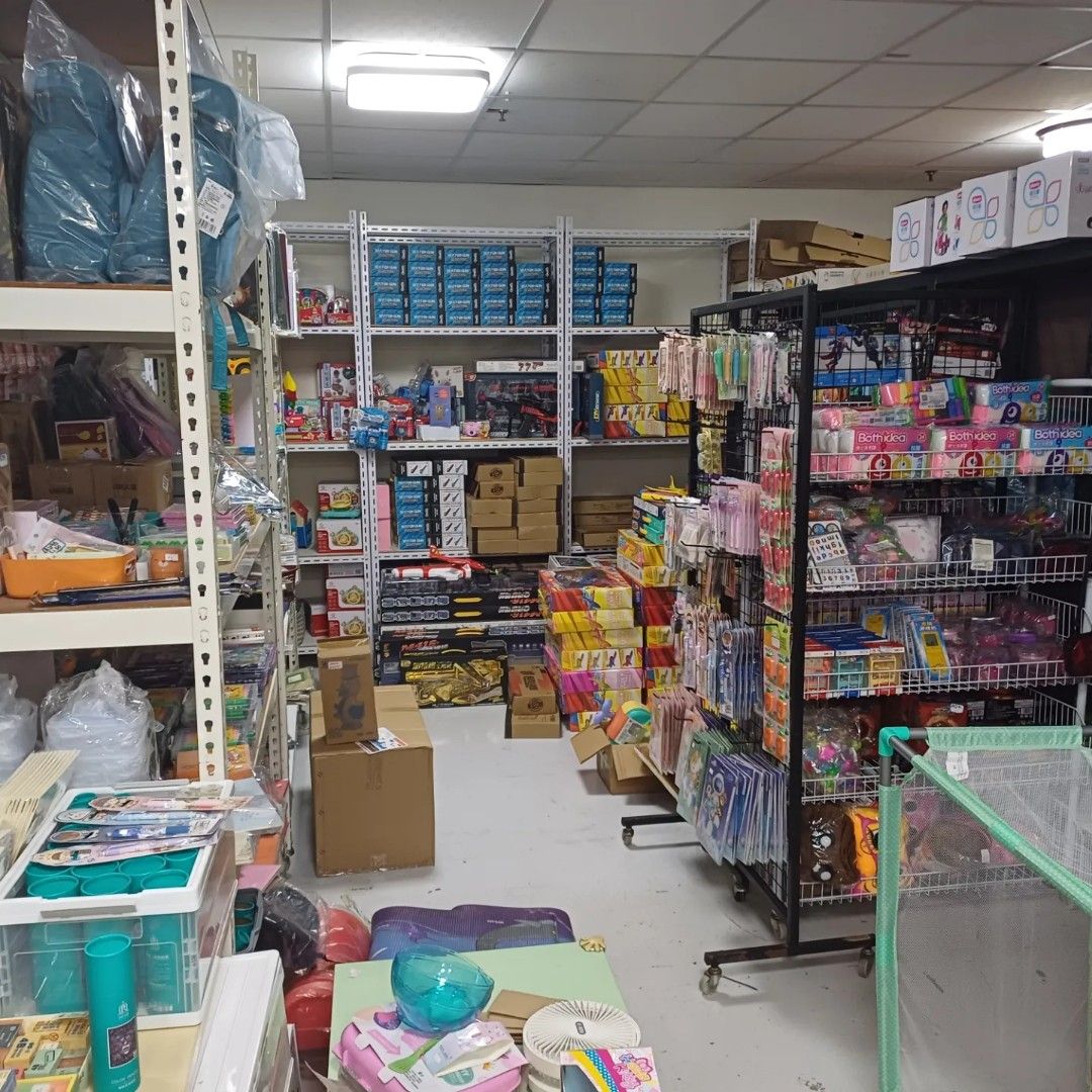 Toy warehouse store near me